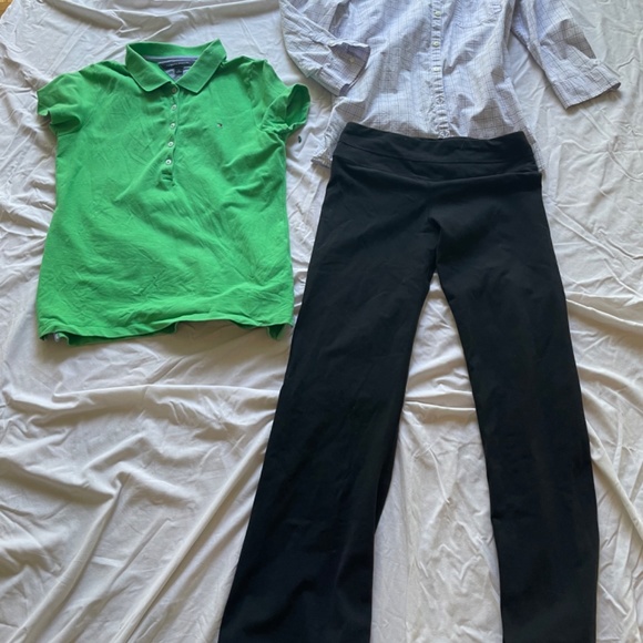 Lululemon leggings with two shirts - Picture 2 of 11